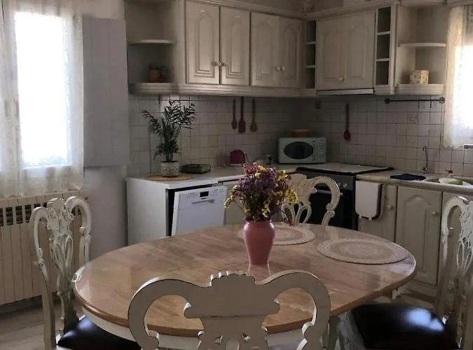 Nyaraló Fykia House *