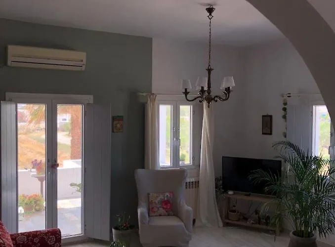 Nyaraló Fykia House Náusza