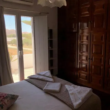 Fykia House Naousa (Paros)